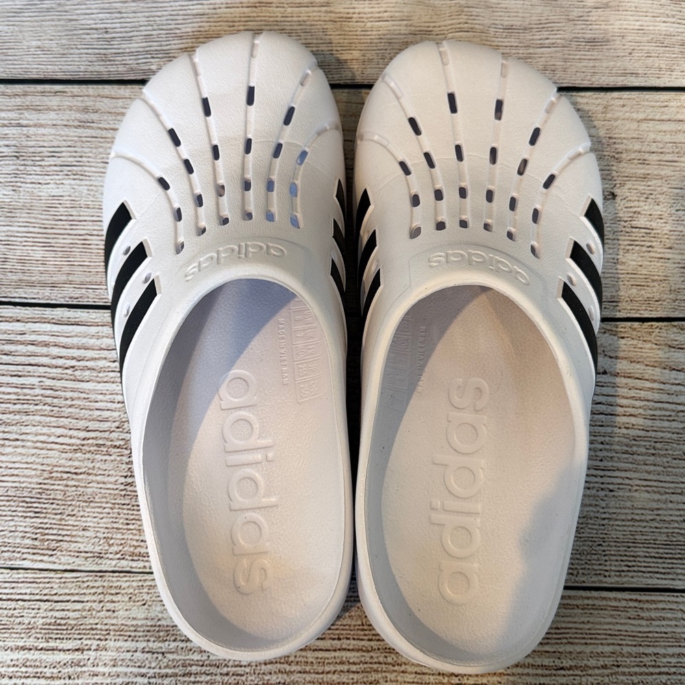 Adidas ADILETTE White Black Clogs Slides Sandals Shoes Size 7 Men 8 Women EUC - Picture 10 of 15